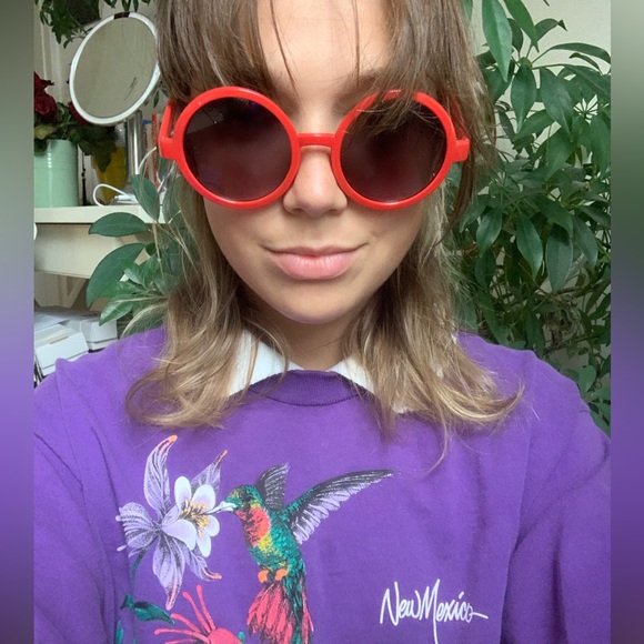 Meet the Posher - Picture 3 of 5